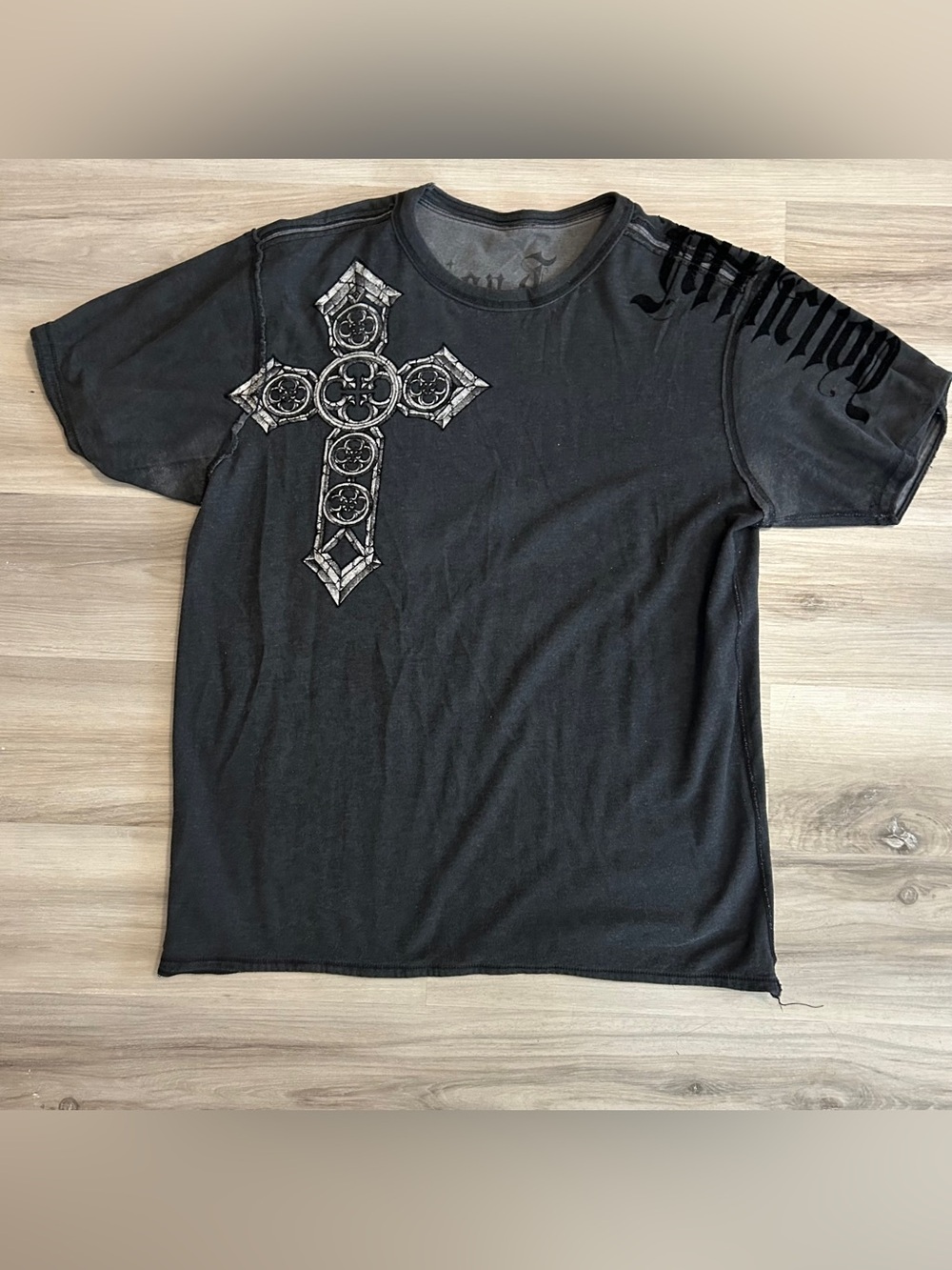 Affliction y2k wing cross Black Short-Sleeve Tee Silver Cross Graphic reversible
